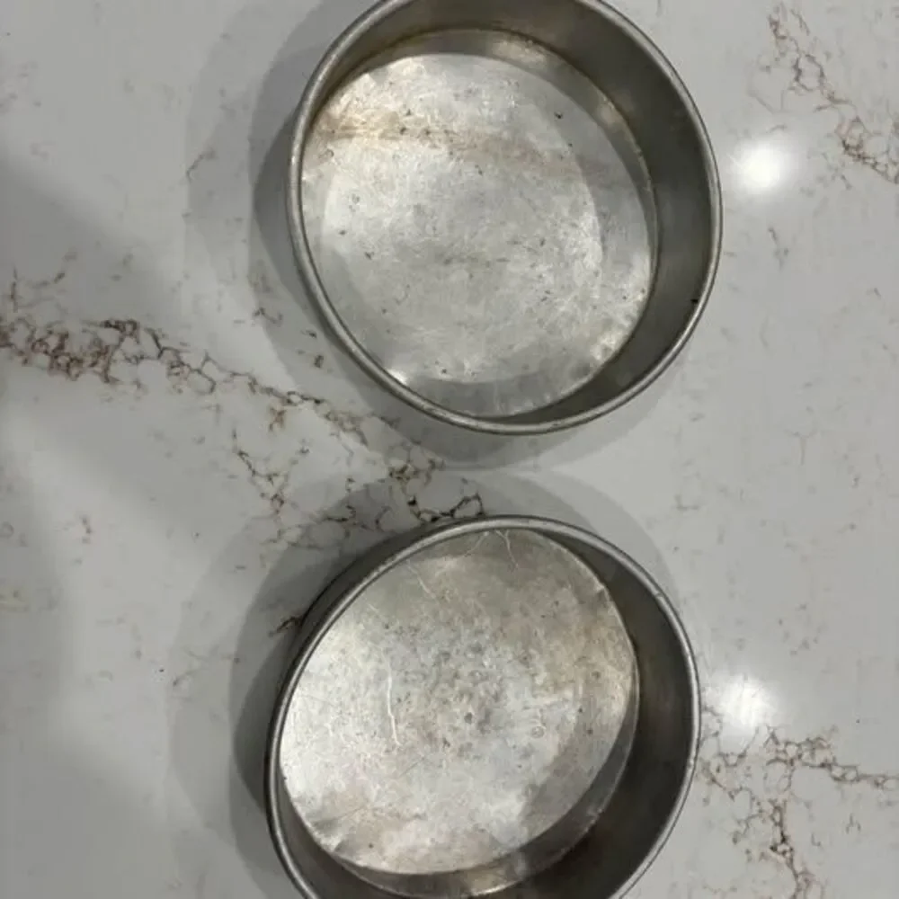 Cake pans